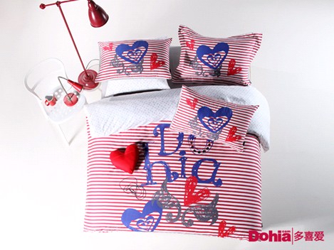 ��ϲ��(��i)��Ʒ���У���ɫ֮;���L(f��ng)�д���