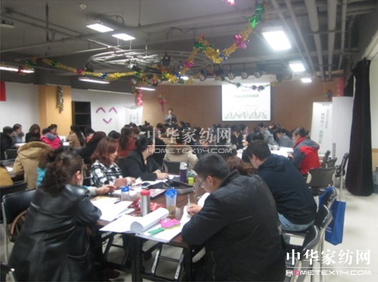 提籟雅開(kāi)啟2013新品巡回培訓會(huì )