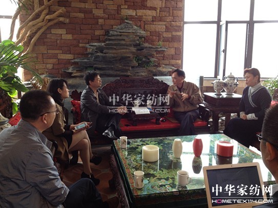 �t��ʿ�����L(f��ng)��(w��n)��У̽��У�������ģʽ