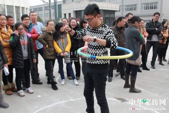 ���z�Ҽ�������Ȥζ�\��(d��ng)��(hu�� )�A�M(m��n)��Ļ