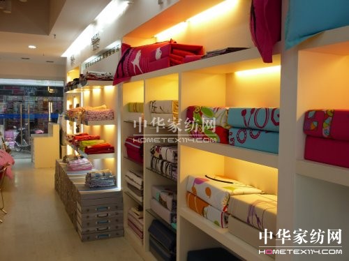 �ן��ļ�������Ʒ�����ɫ�x��Ҫ�c(di��n)