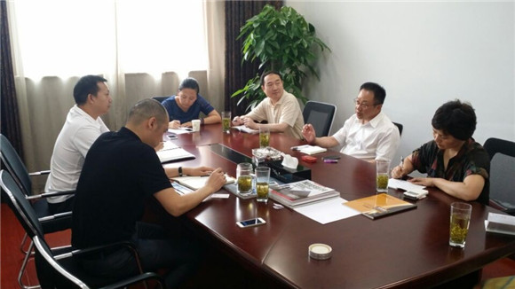 �Ҽ��f(xi��)��(hu�� )�I(l��ng)��ǰ�����ˇ��H�������{��