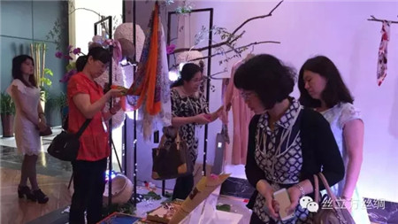 �z�����������ΘI(y��)���ɞ��ِΨһ��Ʒٝ����