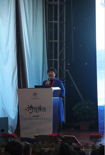 ���m�������L(ch��ng)��������(j��ng)���f(w��n)���mŮʿ����Ʒ�l(f��)����(hu�� )�ϵ����o