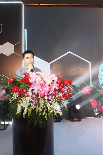 ��ʼҼ��D������?m��ng)߾Gɫ�Ҽ��������®a(ch��n)Ʒ���l(f��)����(hu�� )�A�M(m��n)���_(k��i)