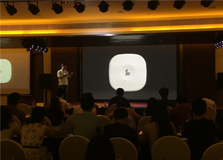 ���X늲�оƬϵ�y•FitSleep ��1�l(f��)�� ��Ȼ���ߕr(sh��)����(l��i)�R