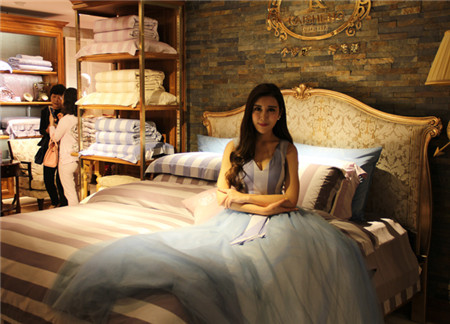 �����Pʢ�Ҽ������҈@�Ҿ����^��һվʽ�w��^ʢ���_(k��i)Ļ