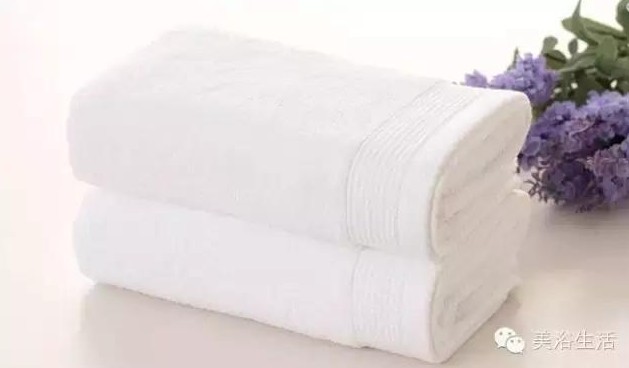 ��ԡ����Ƶ�Ĵ�����ë����ԡ���ʲô���ǰ�ɫ����