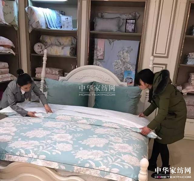 �R�����������\�����x����