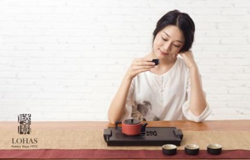 ˲�g��߆����������Ҹ��е�С������M��2017���ڶYƷ�Ҿ�չ��