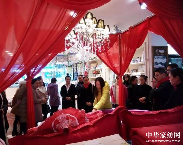 �Pʢ�Ҽ�����������Ӣ�R����ɽ�������@��������