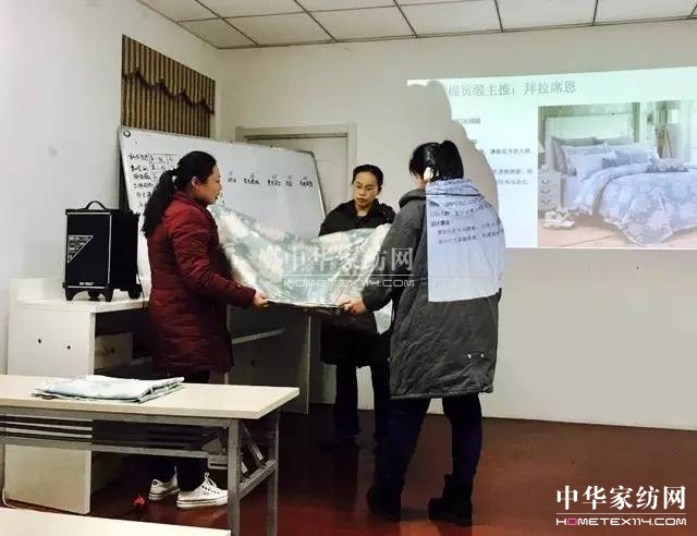 �Pʢ�Ҽ�����Ӣ�Ƽ��S�����(m��ng)��Ⱥ�t����־�ڎp����