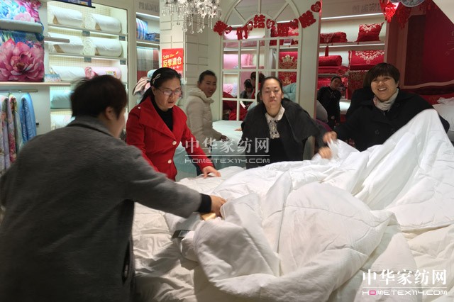 �Pʢ�Ҽ���ȫ��Ѳ����Ӗ��(hu�� )�A�M(m��n)�չ���ǧ��ʢ��(hu�� )���P(gu��n)ע�ᳱ��