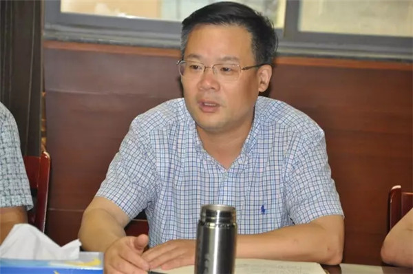 �����c�Ҽ��ИI(y��)�e��У���h���������s�xʽ