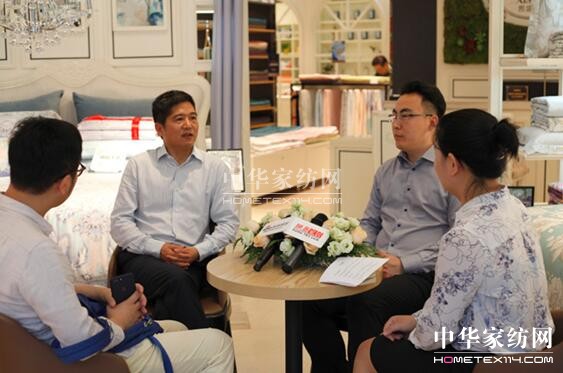 �Pʢ�Ҽ����ۮa(ch��n)�I(y��)���淨���cM��ÿ���ھ�(xi��n)��ʽ���s����(sh��)�F���ֻ�����