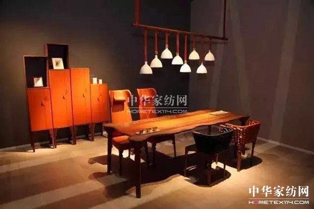 ܛ�b�L(f��ng)�����OӋʢ�������ܼҾ��������ۼ���ʺ����㹲���Ї��Ҳ���(hu�� )��ʮ�A�Q