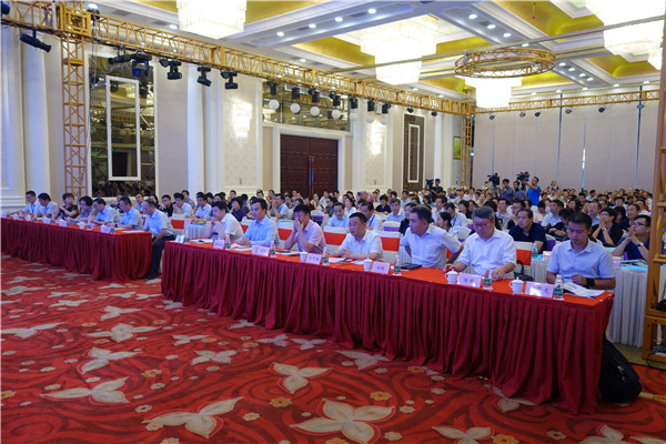 300���ИI(y��)��ʿ�R���Ї��Ҽ��ИI(y��)�|(zh��)�����(hu�� )���o�����O�|(zh��)�������l(f��)չ���{