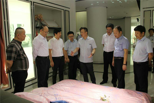 �м�(li��n)�hί��(sh��)ӛ����һ�Ќ�(sh��)�����L(f��ng)��ͨ�Ҽ���I(y��)