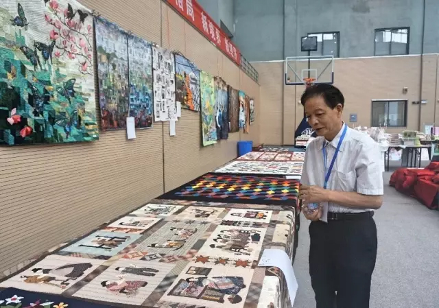 �Ҹ�������ζϯ����ͨ������������300���Ҽ��a(ch��n)Ʒ��Ů�����