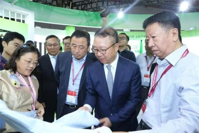 ���@��������L(f��ng)�����м�(li��n)���＾(li��n)չ���_(k��i)Ļ