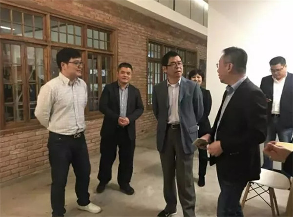 �Ї��Ҽ��f(xi��)��(hu�� )һ���{�в���Ҽ������ҵ�̺