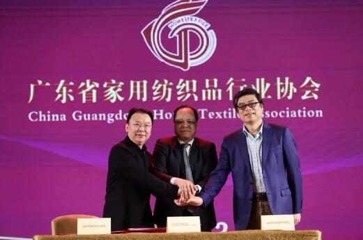 ���_(k��i)�ń�(chu��ng  )�¹������A(y��ng)��2018���ڇ��H�Ҽ��Ҿ�չ��������ȺӢ�C��