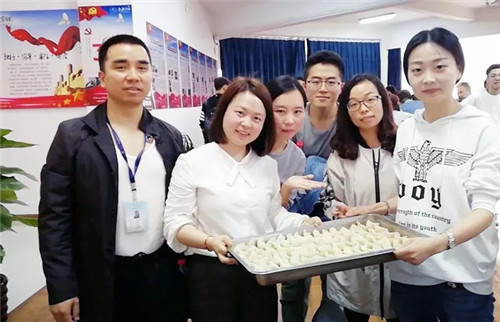 �Pʢ��(h��)��F�����(d��ng)�O���澳���ƵZͬ����