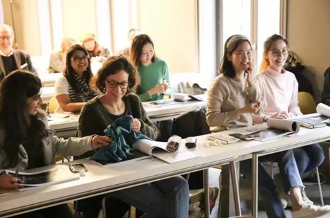 ����Ҽ��y���R�m�W�����_(k��i)�����H�r(sh��)��У��������