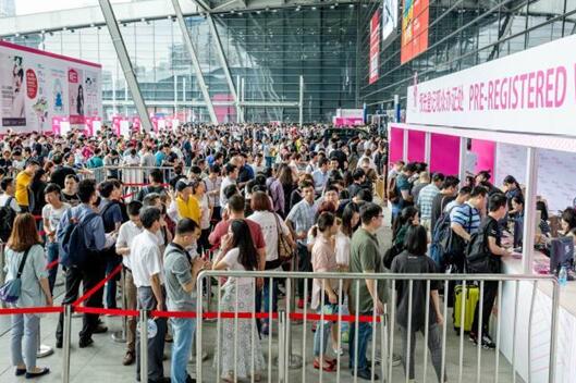 ���ڶYƷ�Ҿ�չ�_(k��i)Ļ�ڼ���������c(di��n)�����չ����ã��