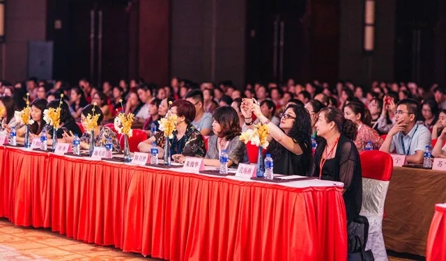 �����@��(ch��ng)��Ʒ�l(f��)����(hu�� )�������J�R�Pʢ��