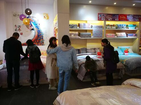 ˯�����Ҽ�¡���M(j��n)�v�(y��ng)��������(ch��ng)�����