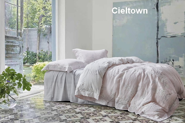 �����Ļ����¾���(j��ng)��,���Ġ�С悡��Ƴ��ػ�ϵ����Ʒ,���塤һ�����u���P��(l�� )����4��������