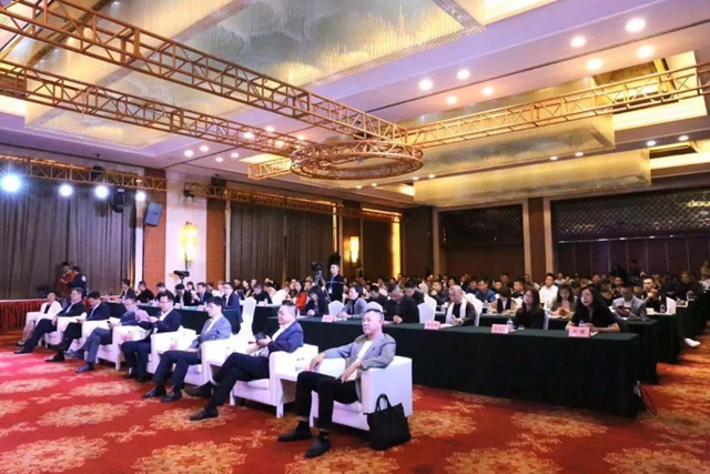 32�f(w��n)����(hu��)�����ɽ���9000�f(w��n)Ԫ����ʮ�����Ї����������Ҽ���(hu��)�彻�ו�(hu�� )¡�����_(k��i)���x��ͨ�ݼҼ��a(ch��n)�I(y��)��1+3���¸��