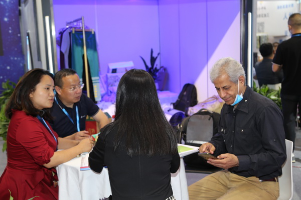 ��չ���ȇ��H�Ј�(ch��ng)�������ИI(y��)�a(ch��n)�I(y��)����������2022�Ї��B�d�򴺼�������(hu�� )��Ļ