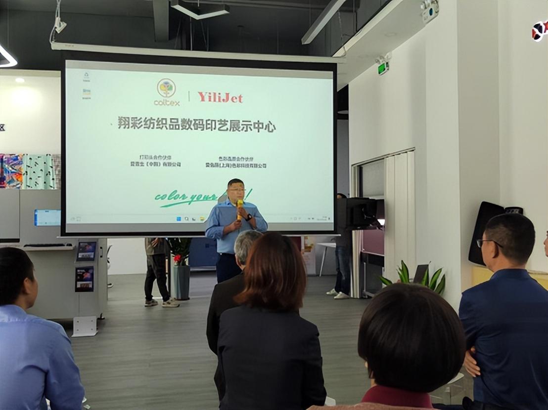 ��ʼ���Ʒ���aӡˇչʾ���ĳɹ���Ļ���F��(ch��ng)�l(f��)������ذ���Ʒ