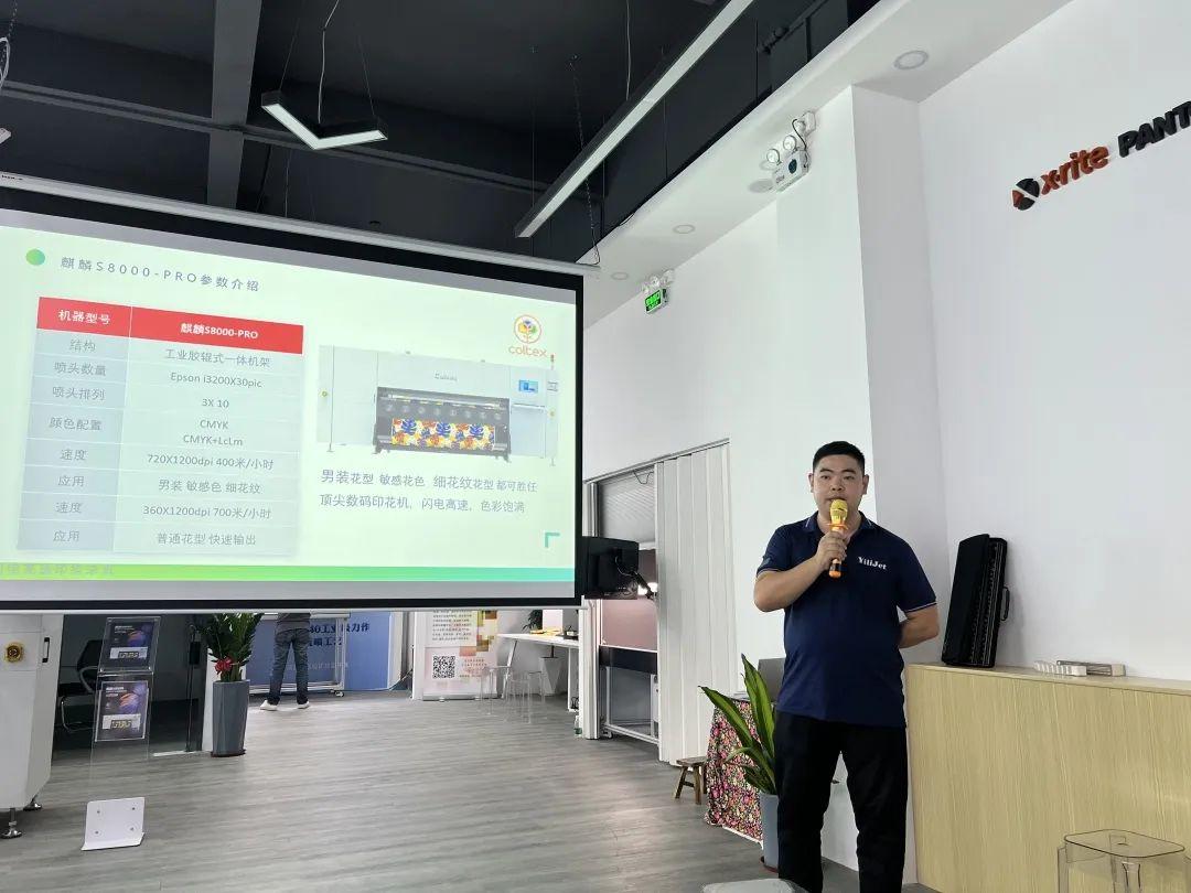 ��ʼ���Ʒ���aӡˇչʾ���ĳɹ���Ļ���F��(ch��ng)�l(f��)������ذ���Ʒ