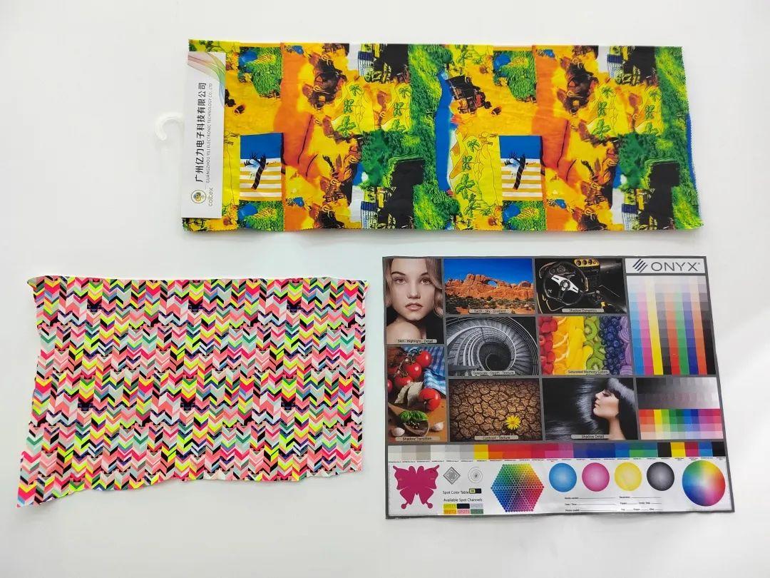 ��ʼ���Ʒ���aӡˇչʾ���ĳɹ���Ļ���F��(ch��ng)�l(f��)������ذ���Ʒ